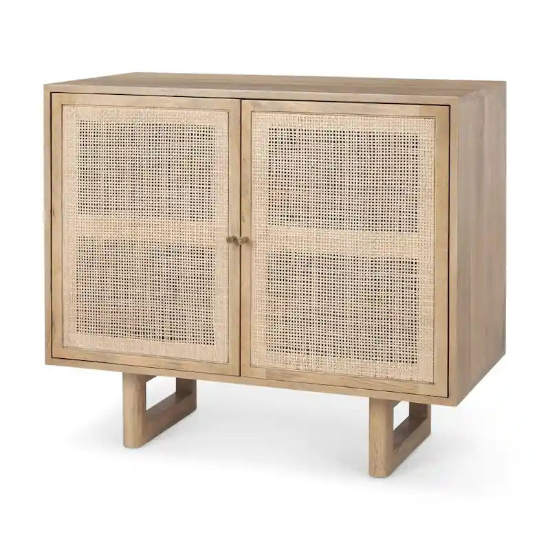 Armoire d'appoint en bois massif brun clair avec portes en rotin