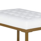 Banc à cadre métallique avec assise tapissée en velours capitonné, blanc et or