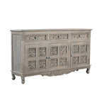 Buffet en bois massif sculpté 3 tiroirs 3 portes Clara